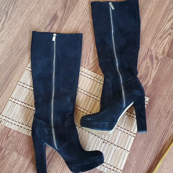 Michael kors suede 5 inch heel boots - Picture 7 of 10